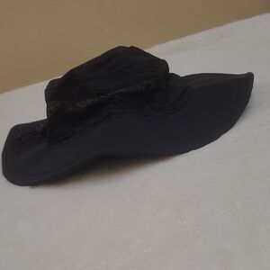 $5🧨 Elegant Black Women's Sun Hat